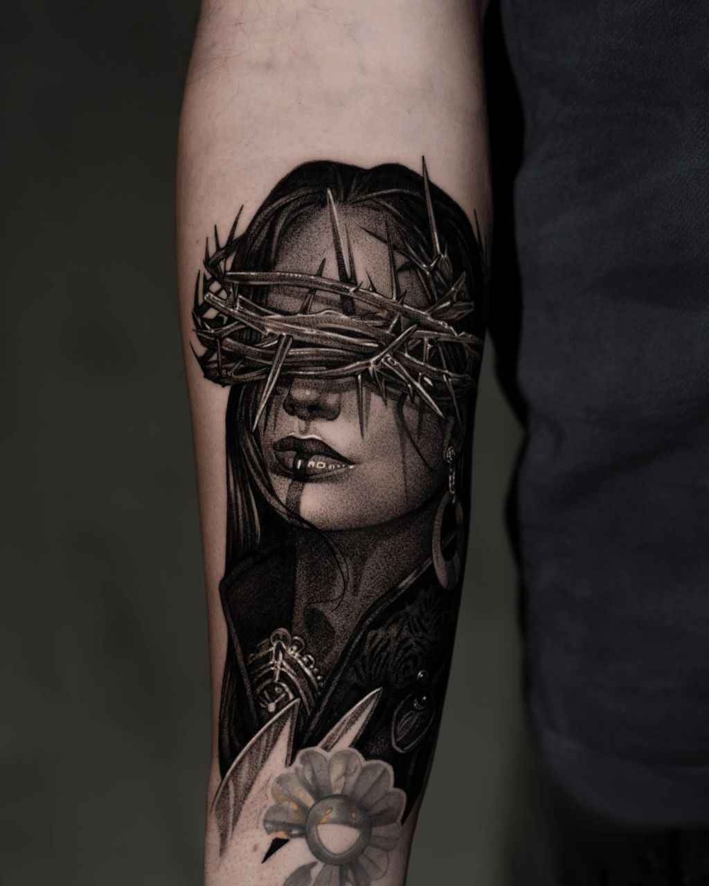 Portraits · forearm